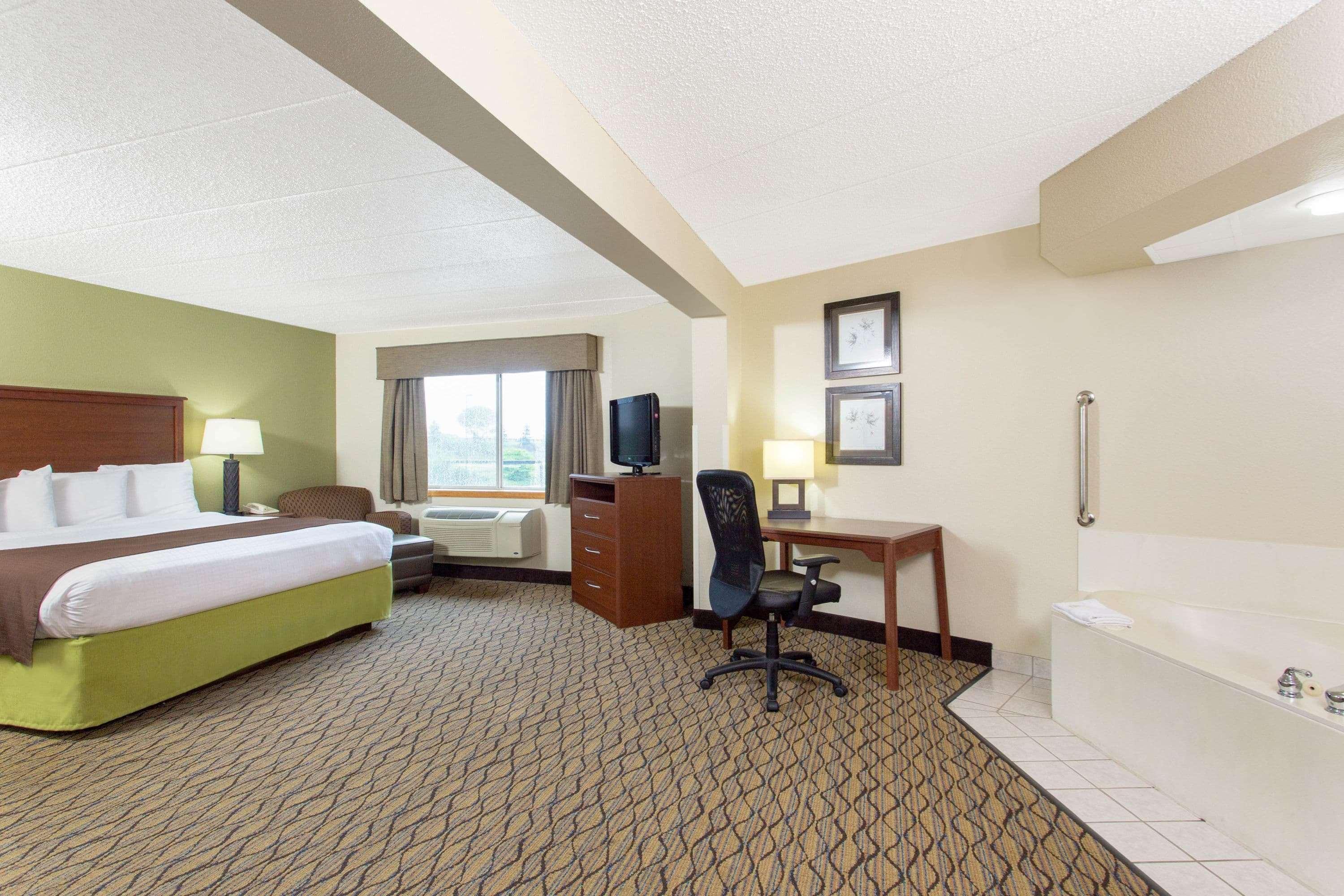 Americinn By Wyndham Sheboygan Εξωτερικό φωτογραφία