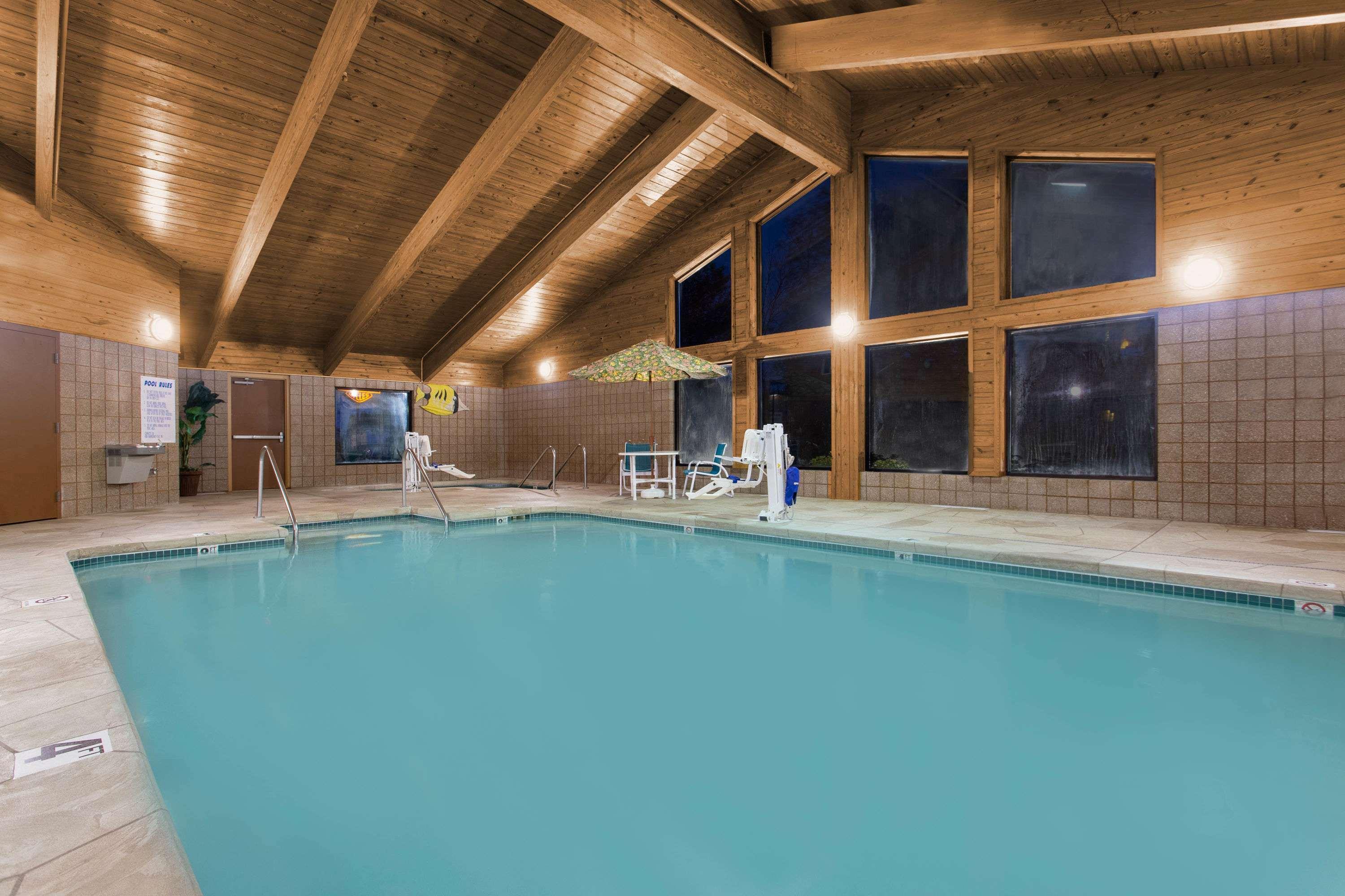 Americinn By Wyndham Sheboygan Εξωτερικό φωτογραφία