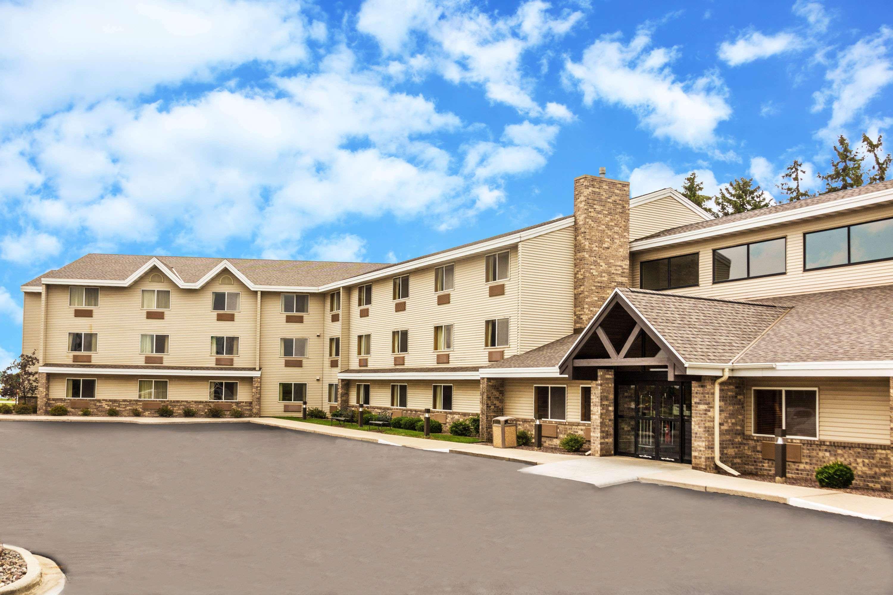 Americinn By Wyndham Sheboygan Εξωτερικό φωτογραφία