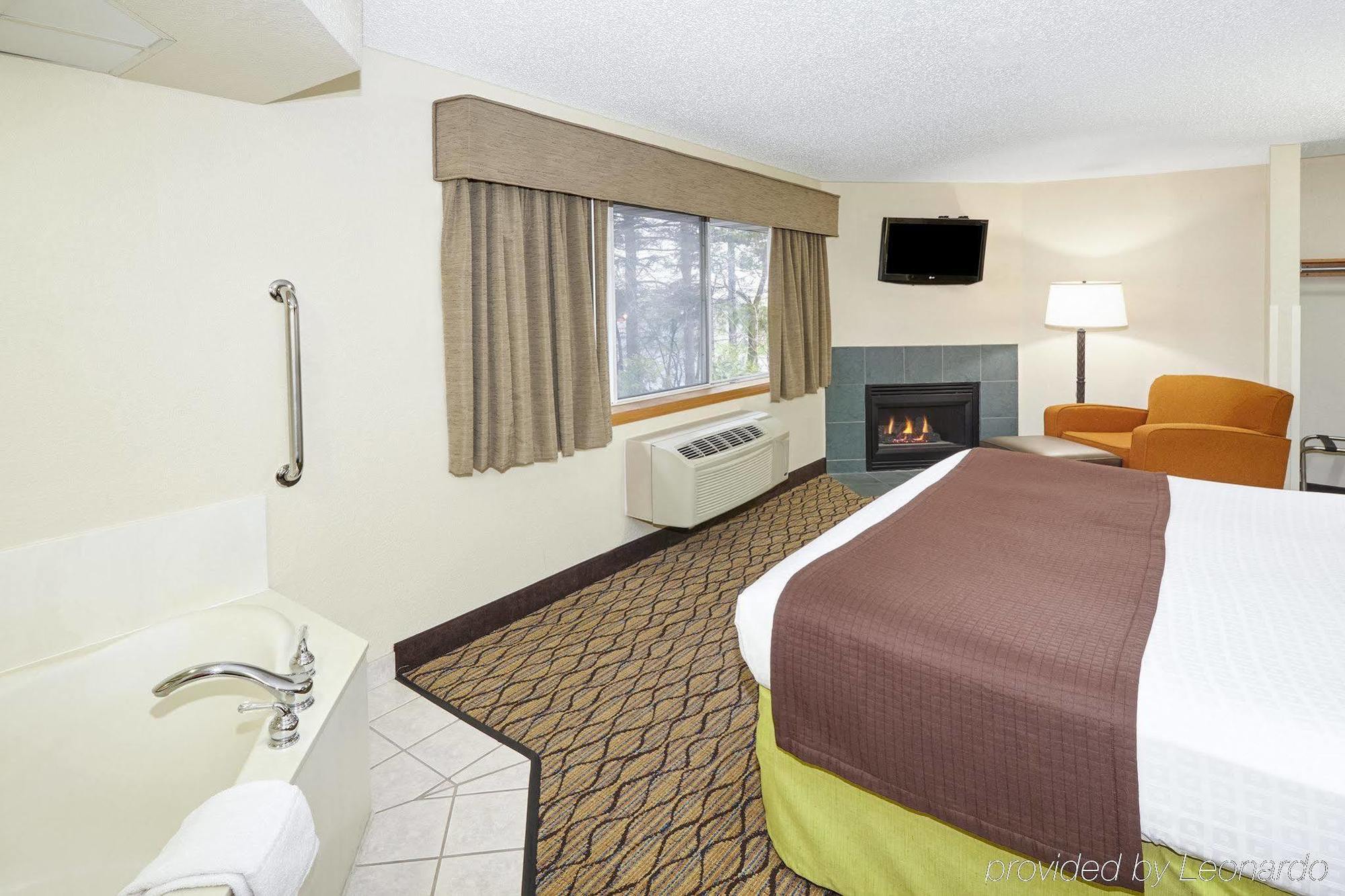 Americinn By Wyndham Sheboygan Εξωτερικό φωτογραφία