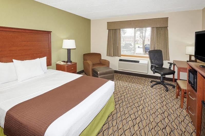 Americinn By Wyndham Sheboygan Εξωτερικό φωτογραφία